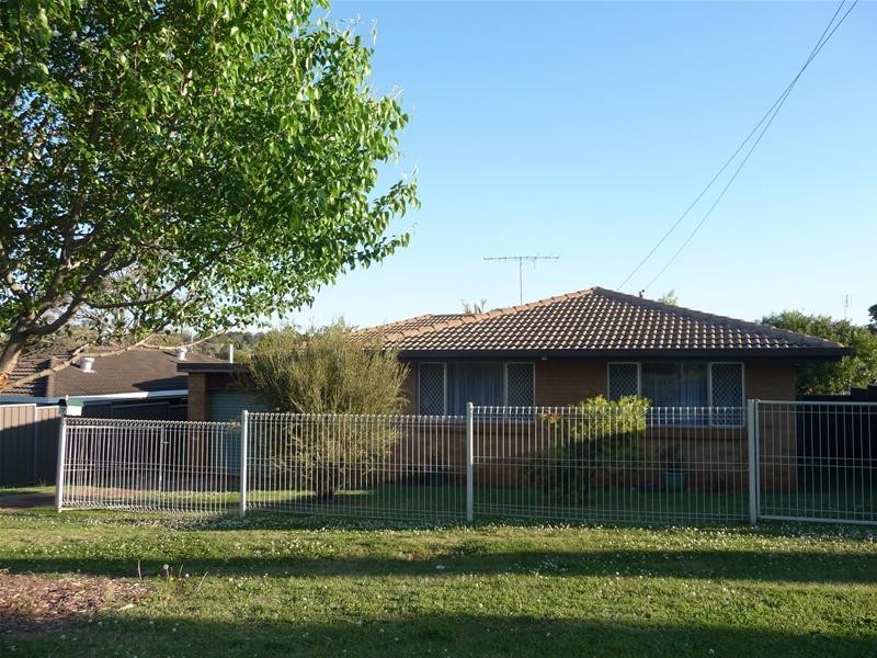 Centenary Heights QLD 4350