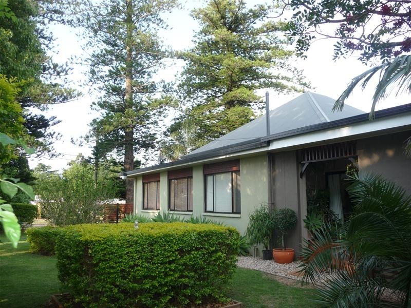 Centenary Heights QLD 4350