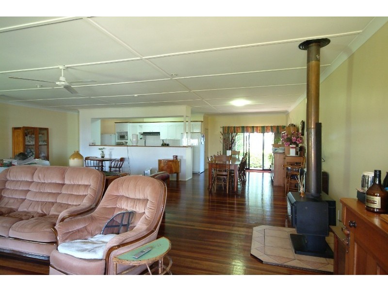Centenary Heights QLD 4350