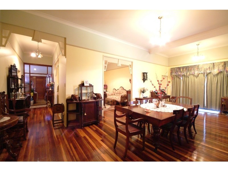 Centenary Heights QLD 4350