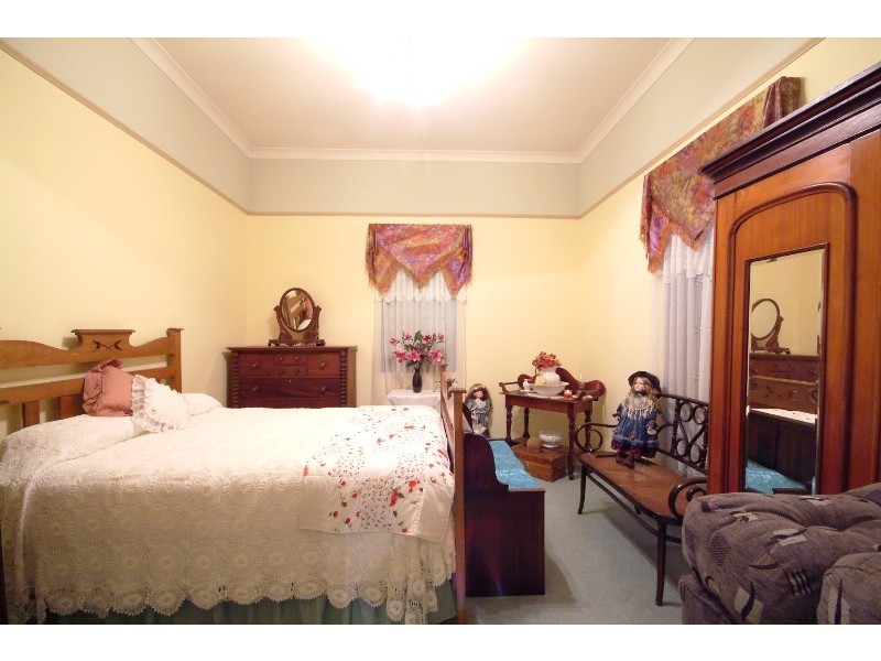 Centenary Heights QLD 4350