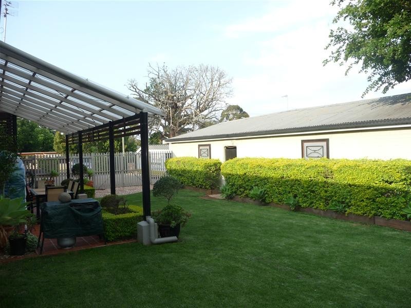 Centenary Heights QLD 4350