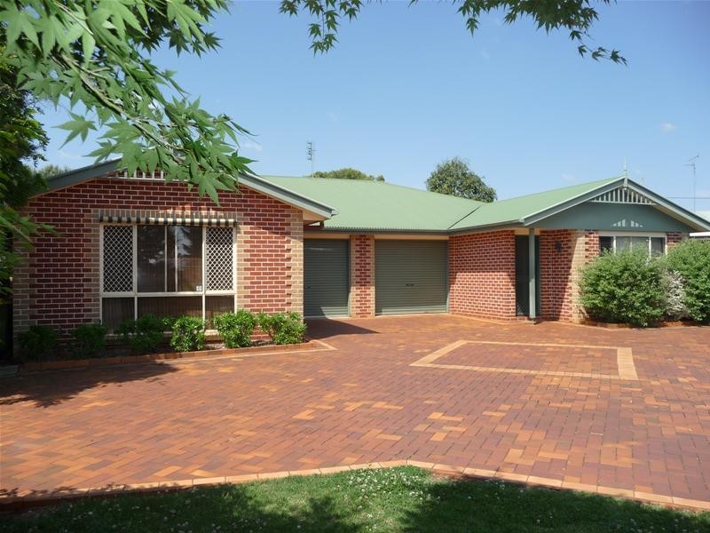 Kearneys Spring QLD 4350