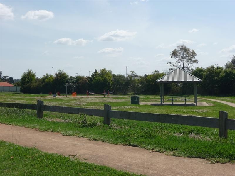 Kearneys Spring QLD 4350