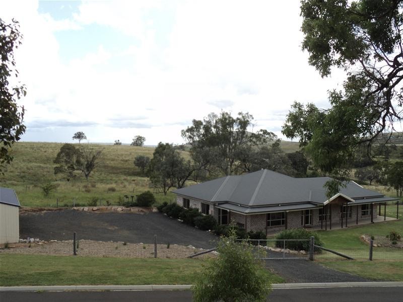 Hodgson Vale QLD 4352