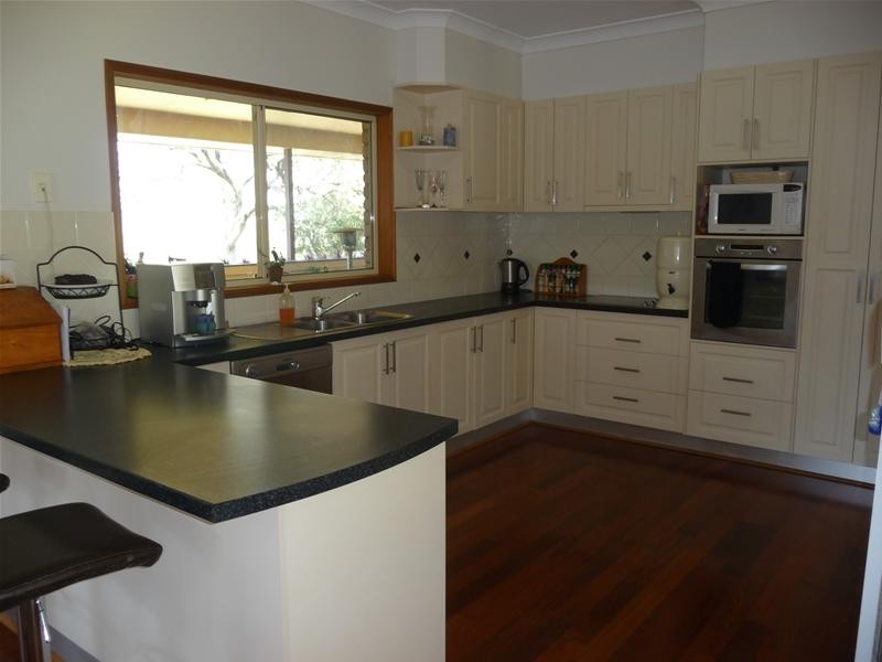 Hodgson Vale QLD 4352