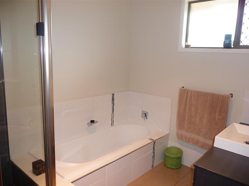 Glenvale QLD 4350