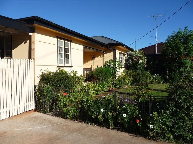 Harristown QLD 4350