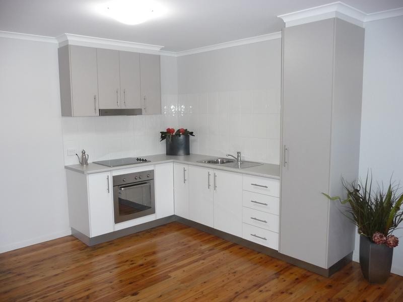 Mount Lofty QLD 4350