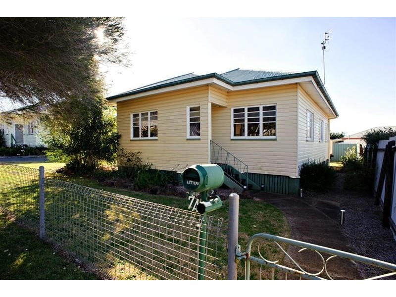 Newtown QLD 4350