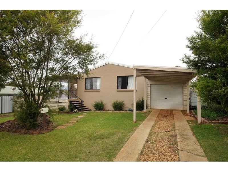 4 Marwedel Street, Kearneys Spring QLD 4350