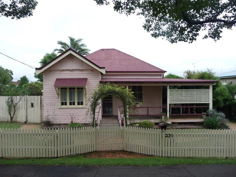 South Toowoomba QLD 4350