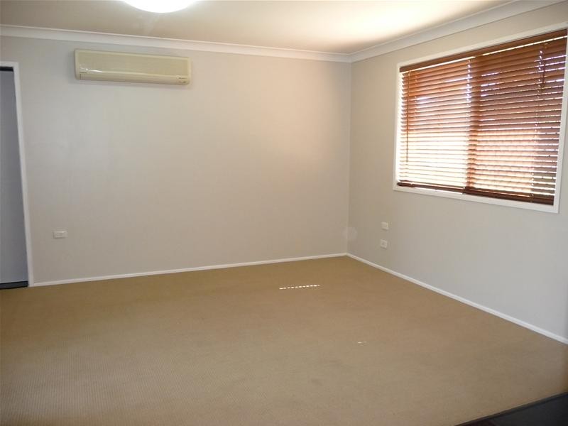 Kearneys Spring QLD 4350