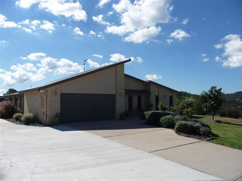Hodgson Vale QLD 4352