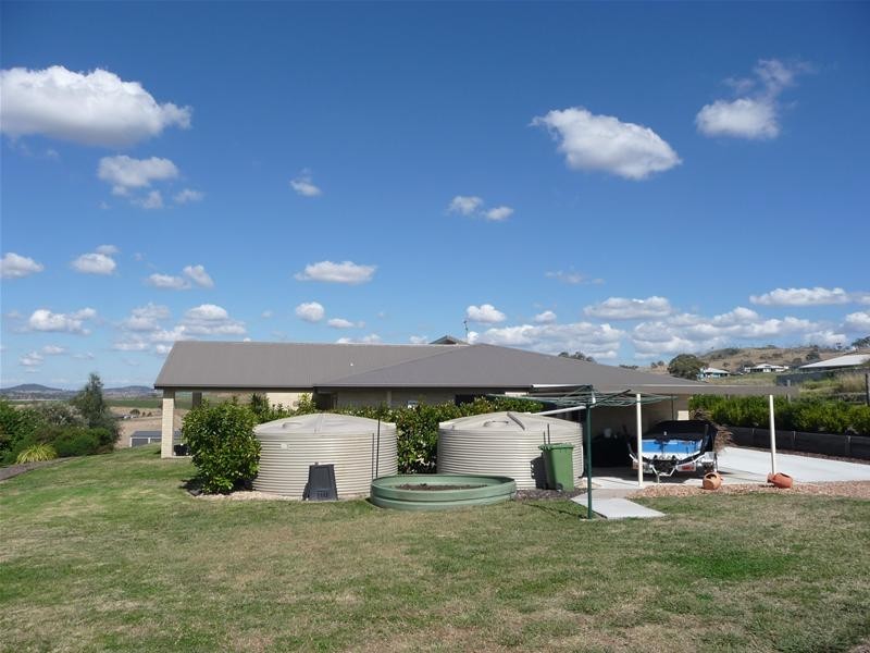 Hodgson Vale QLD 4352