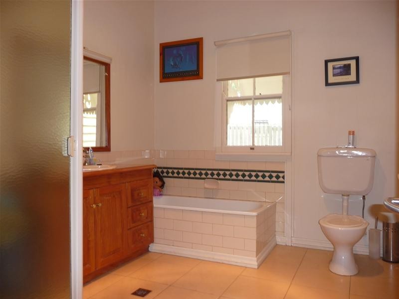 East Toowoomba QLD 4350