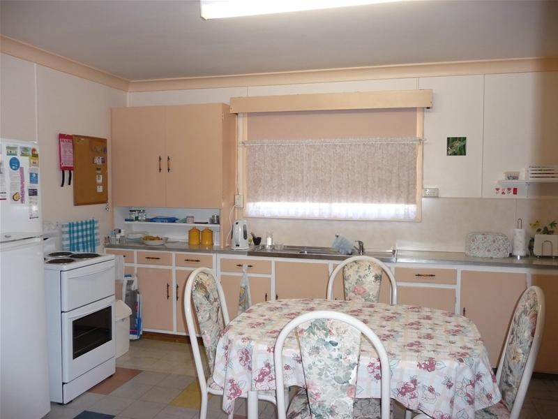 21 Teesdale Avenue, Newtown QLD 4350