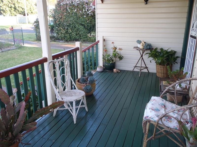 Centenary Heights QLD 4350