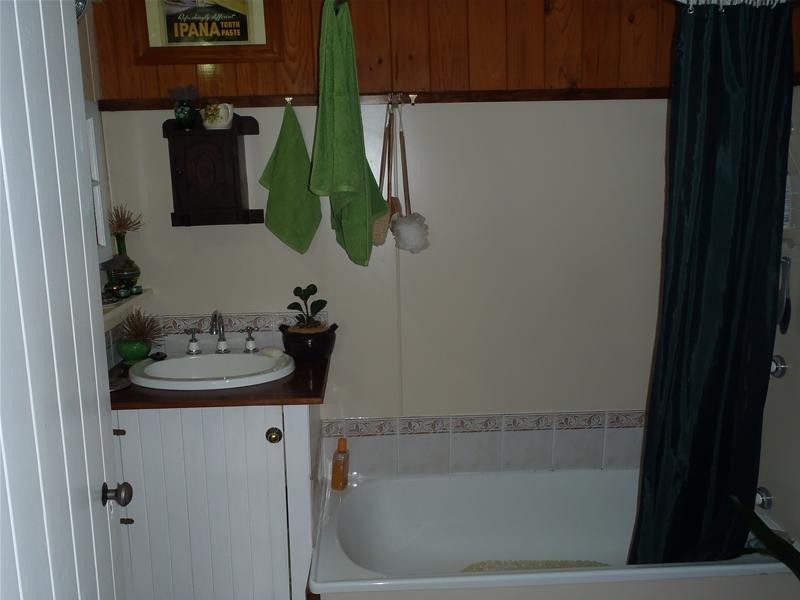 Centenary Heights QLD 4350