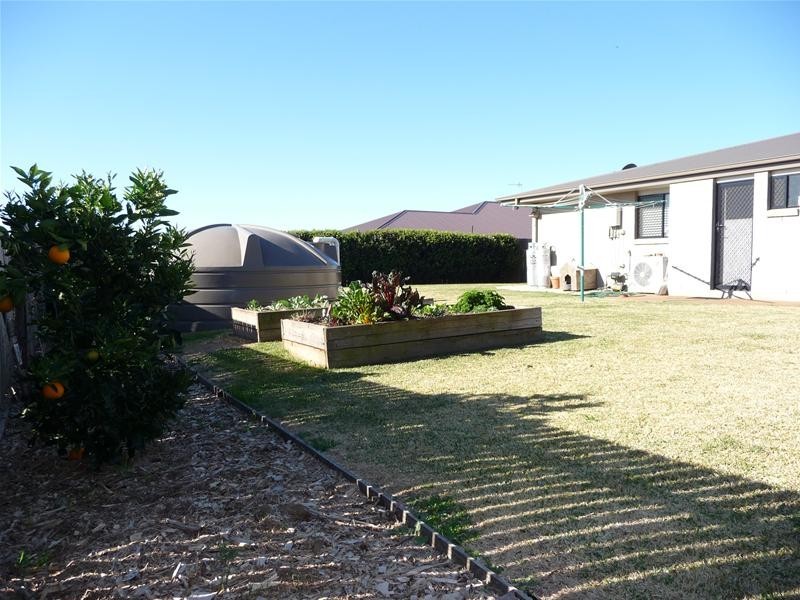 1 Koel Crescent, Highfields QLD 4352