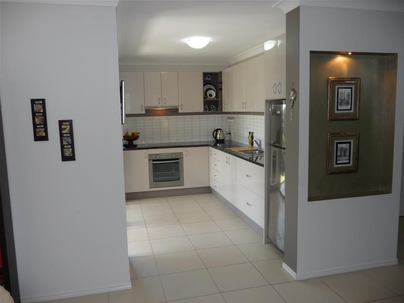 Centenary Heights QLD 4350
