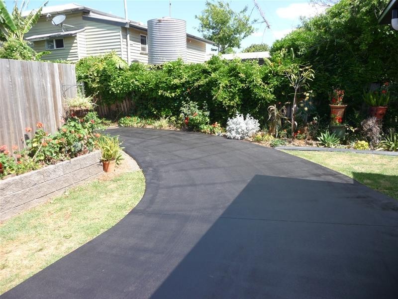 Centenary Heights QLD 4350