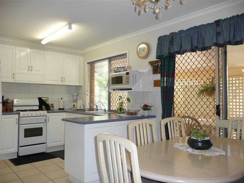 Kearneys Spring QLD 4350