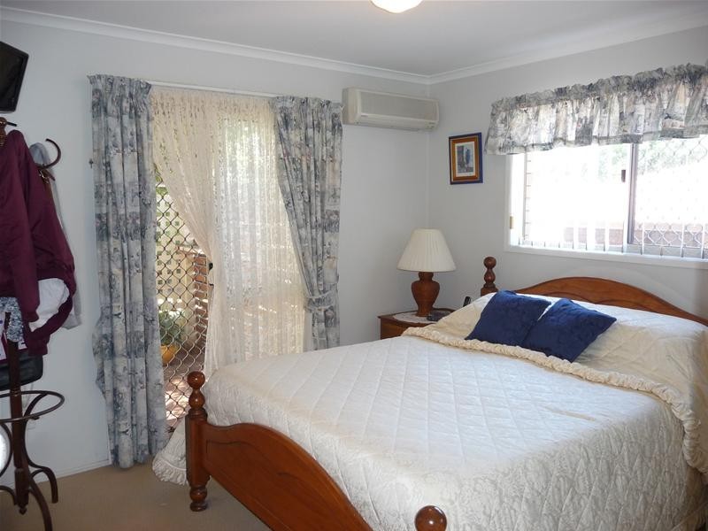 Kearneys Spring QLD 4350