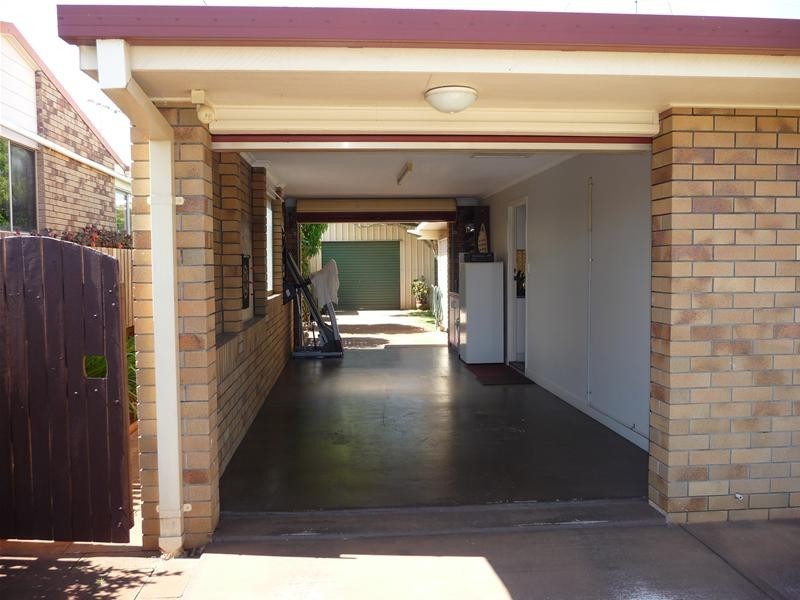 Kearneys Spring QLD 4350