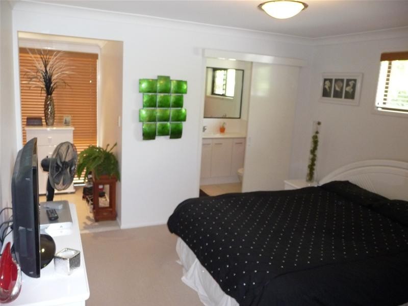 3 Mollison Court, Wilsonton QLD 4350