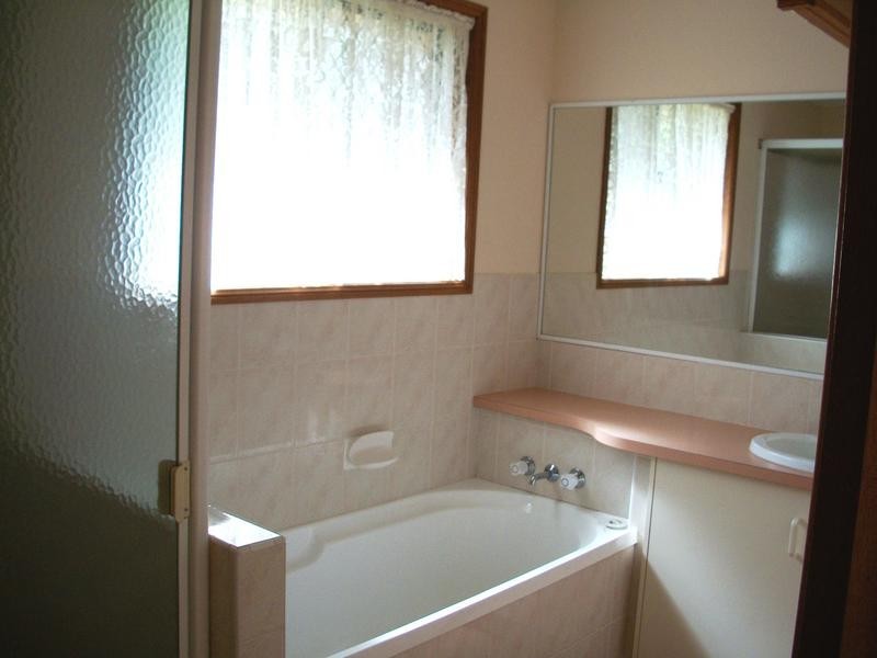 Middle Ridge QLD 4350