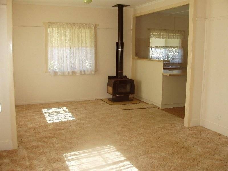 Newtown QLD 4305