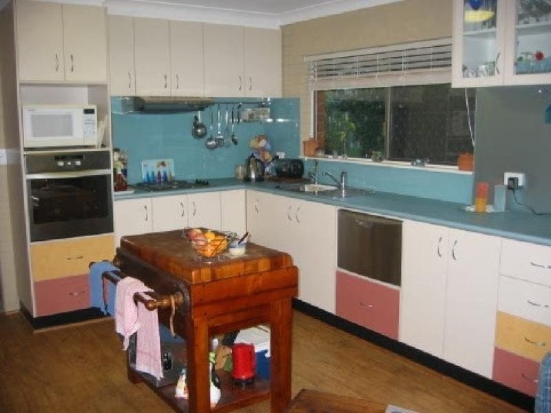 Centenary Heights QLD 4350