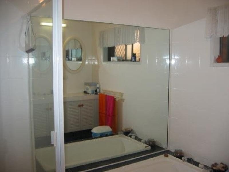 Centenary Heights QLD 4350