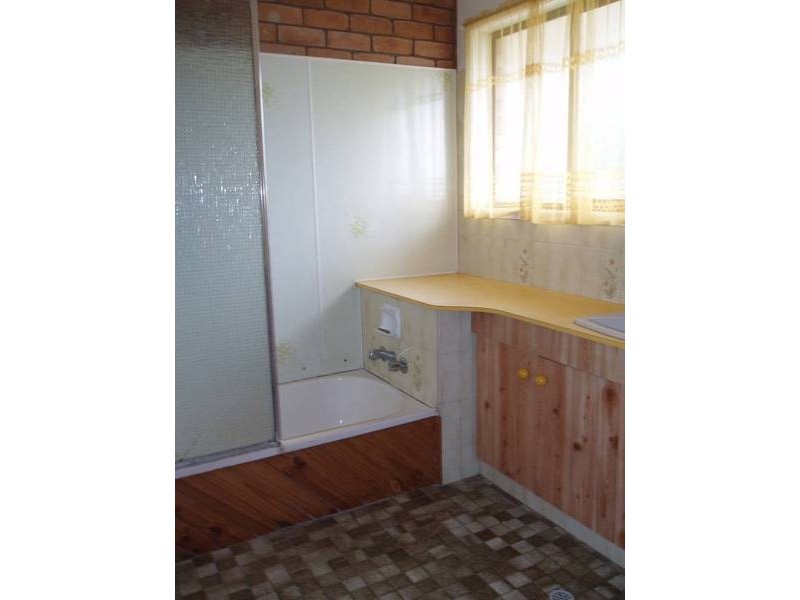 Centenary Heights QLD 4350