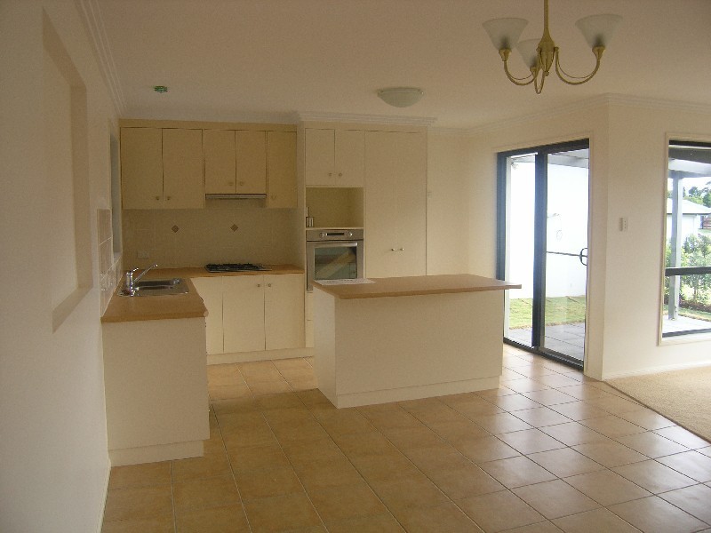 Centenary Heights QLD 4350