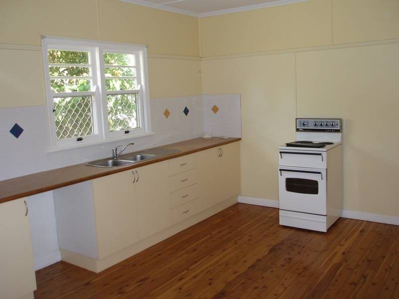 43 CRANLEY STREET, Centenary Heights QLD 4350