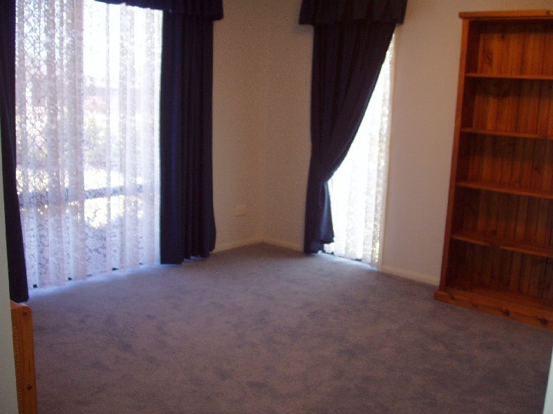 Middle Ridge QLD 4350