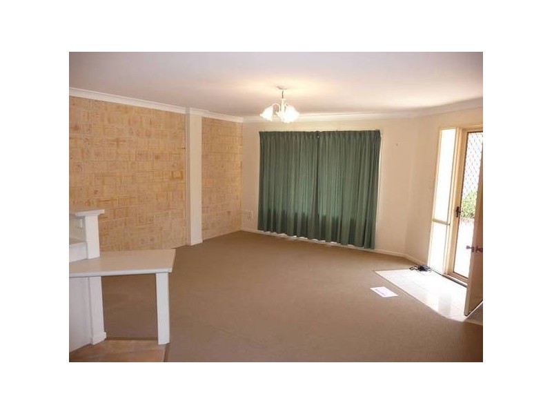 Kearneys Spring QLD 4350