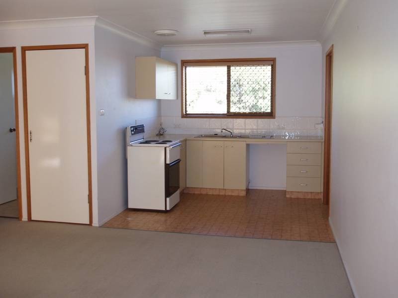 Mount Lofty QLD 4350