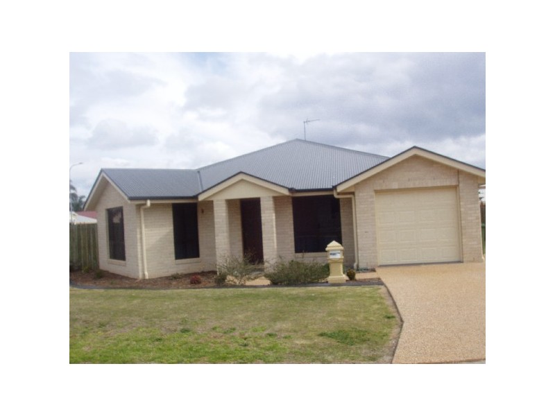 Kearneys Spring QLD 4350