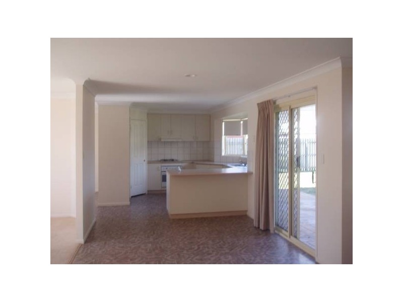 Kearneys Spring QLD 4350