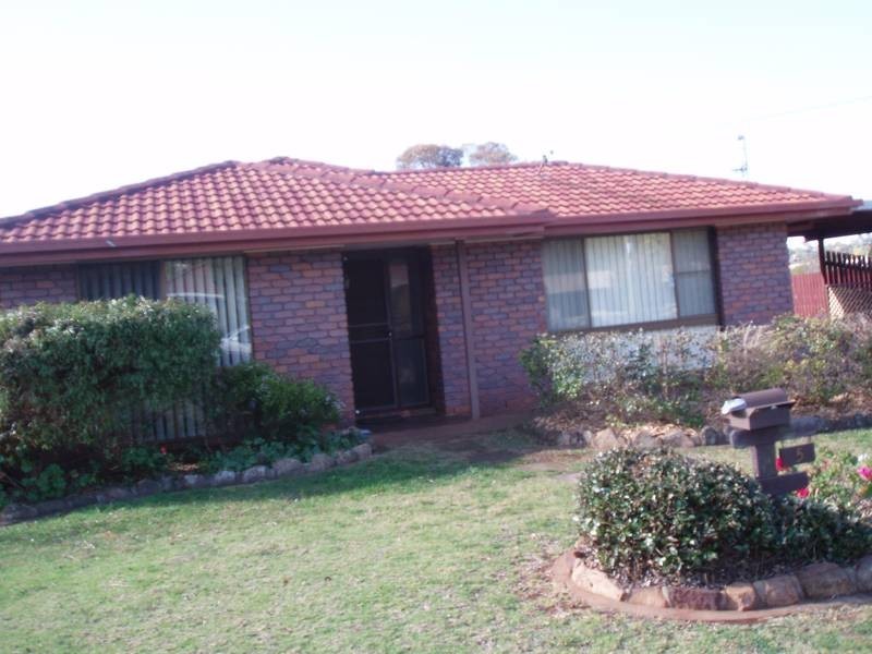 Kearneys Spring QLD 4350