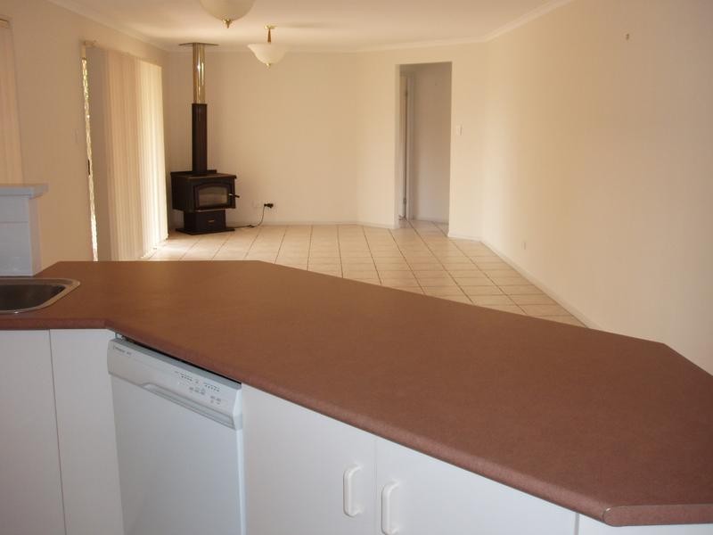 Middle Ridge QLD 4350