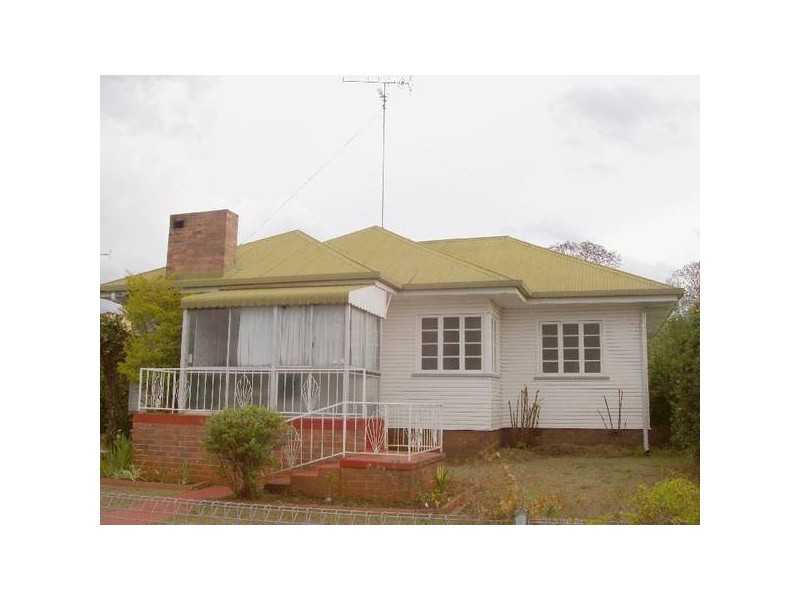 Centenary Heights QLD 4350