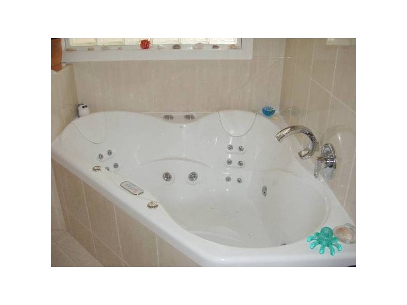 Centenary Heights QLD 4350