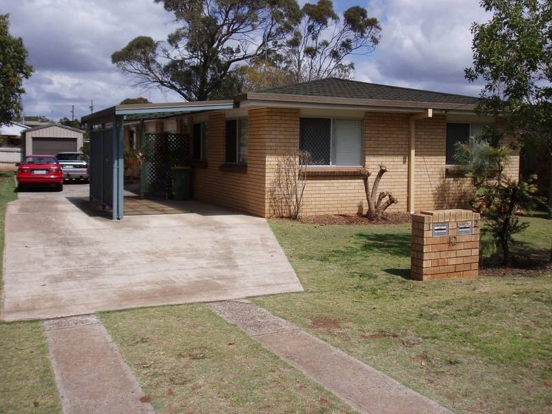 Centenary Heights QLD 4350