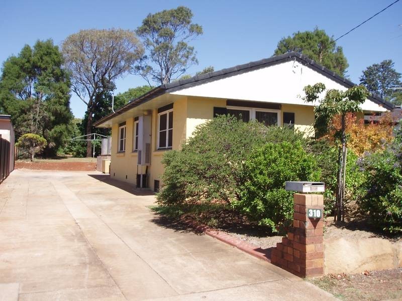 310 SOUTH STREET, Harristown QLD 4350