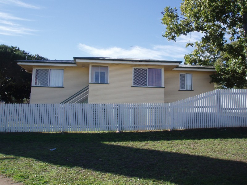 22 O’BRIEN STREET, North Toowoomba QLD 4350