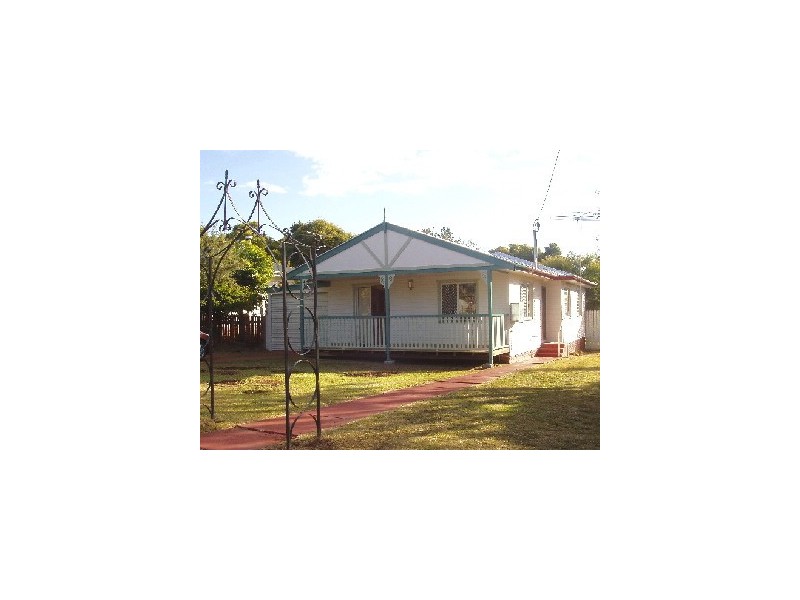 Centenary Heights QLD 4350